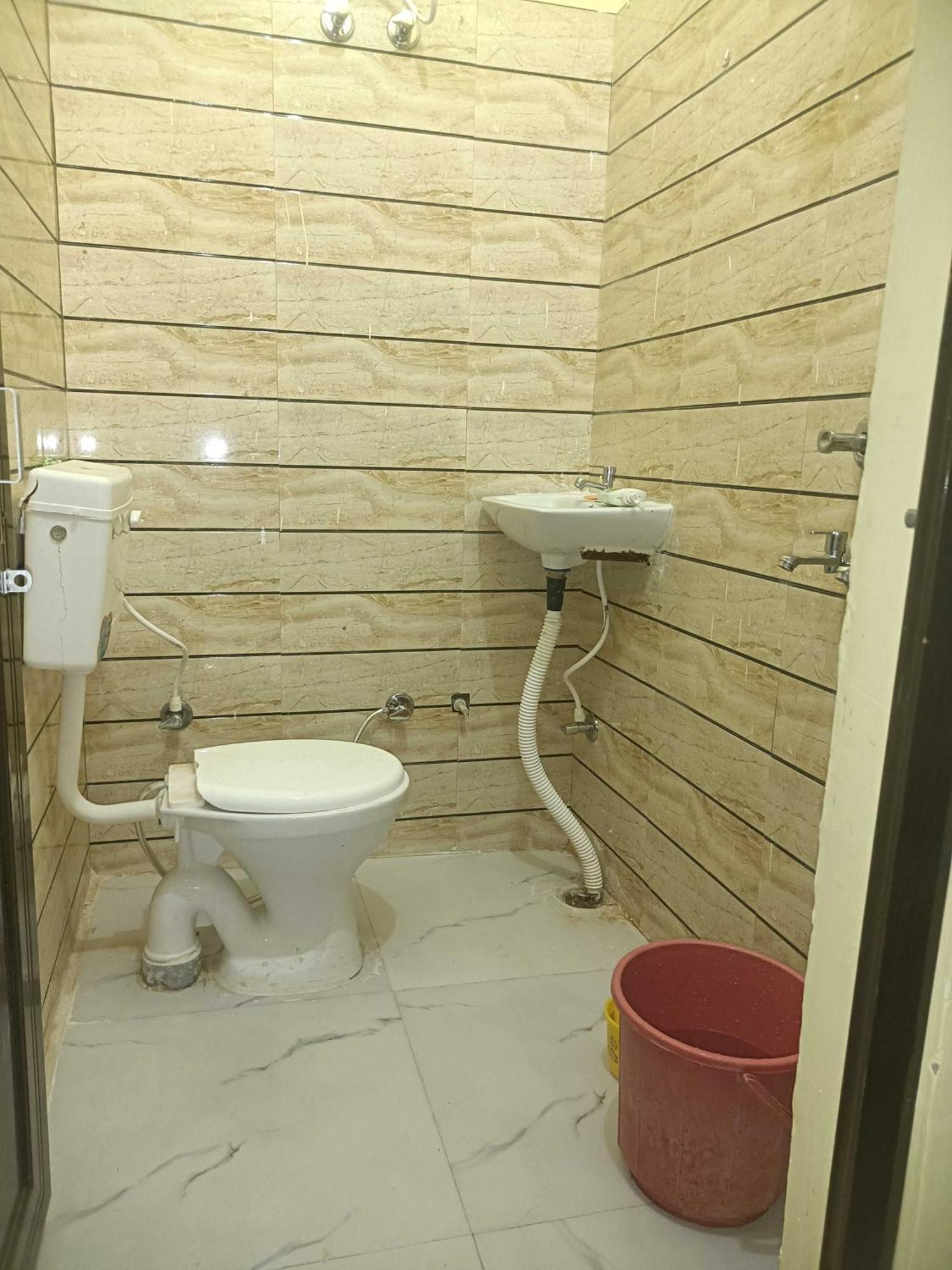 Hotel O Gracious Inn Lucknow Buitenkant foto