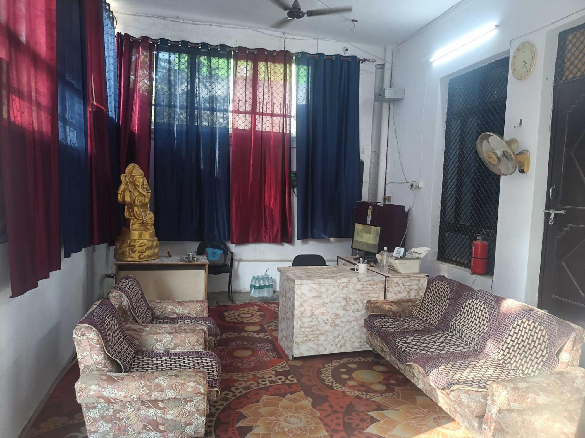 Hotel O Gracious Inn Lucknow Buitenkant foto