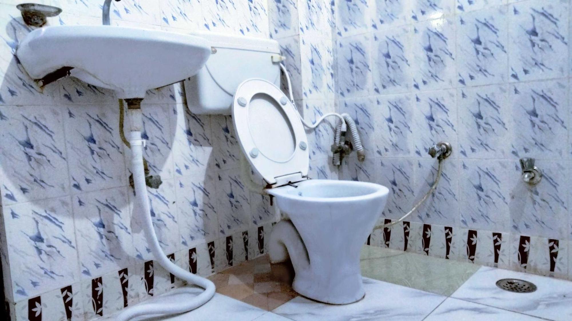 Hotel O Gracious Inn Lucknow Buitenkant foto